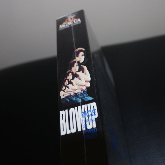 3/$55❤️resealed? 1991 vintage BLOWUP 1966 VHS Michelangelo Antonioni masterpiece - Picture 5 of 6